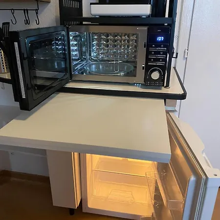 Close To Strasbourg Center Free Parking We